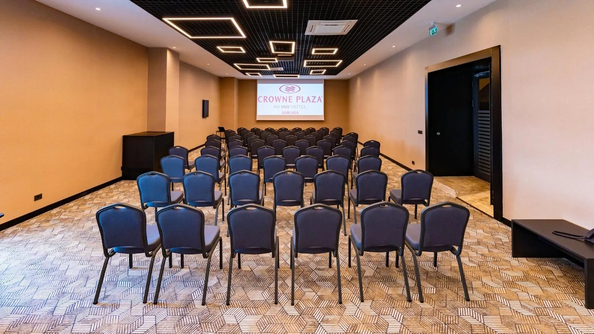 Crowne Plaza Ankara By Ihg Hotel